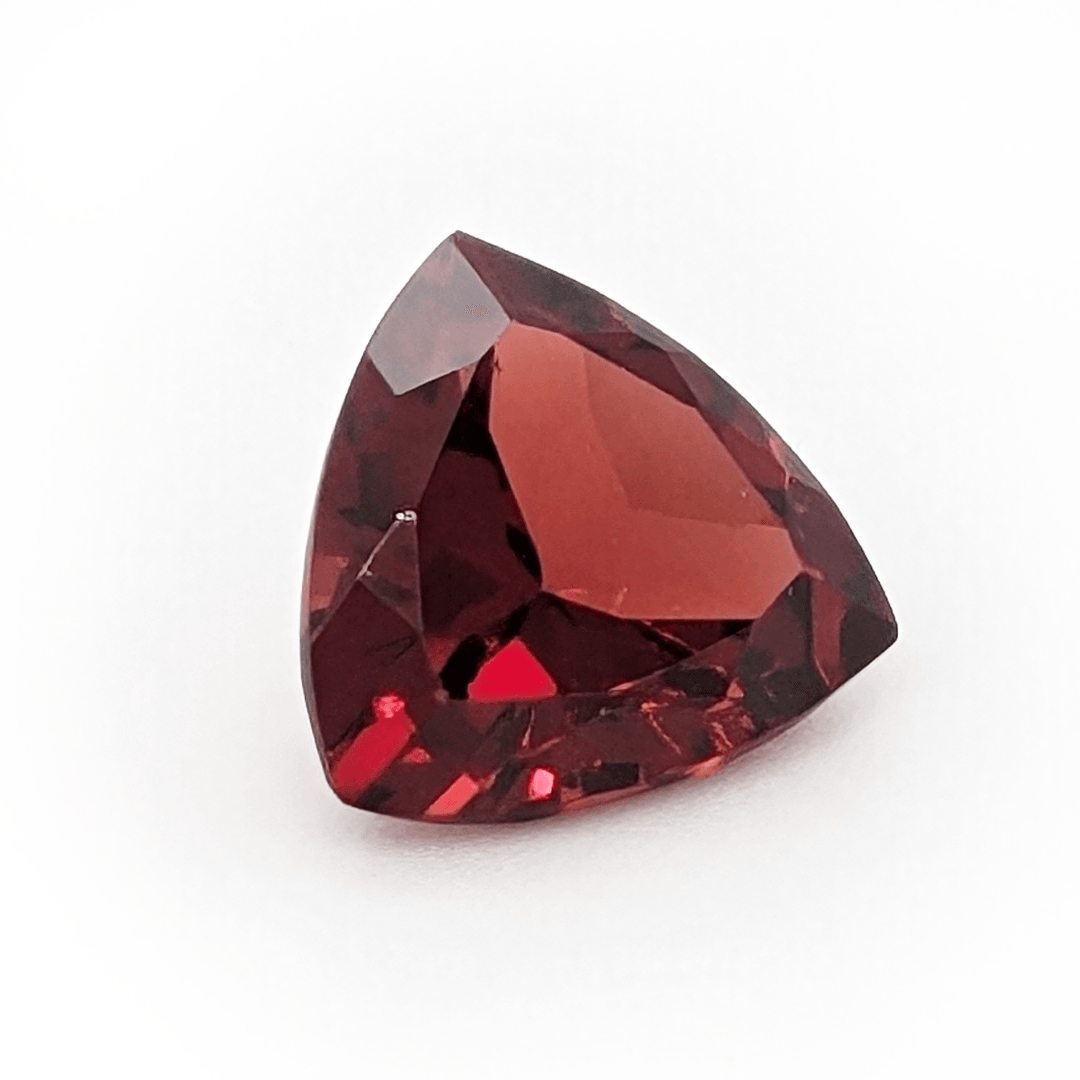 1.25ct Almandine Garnet Trillion Cut Gemstone - AAA - The Rutile Ltd