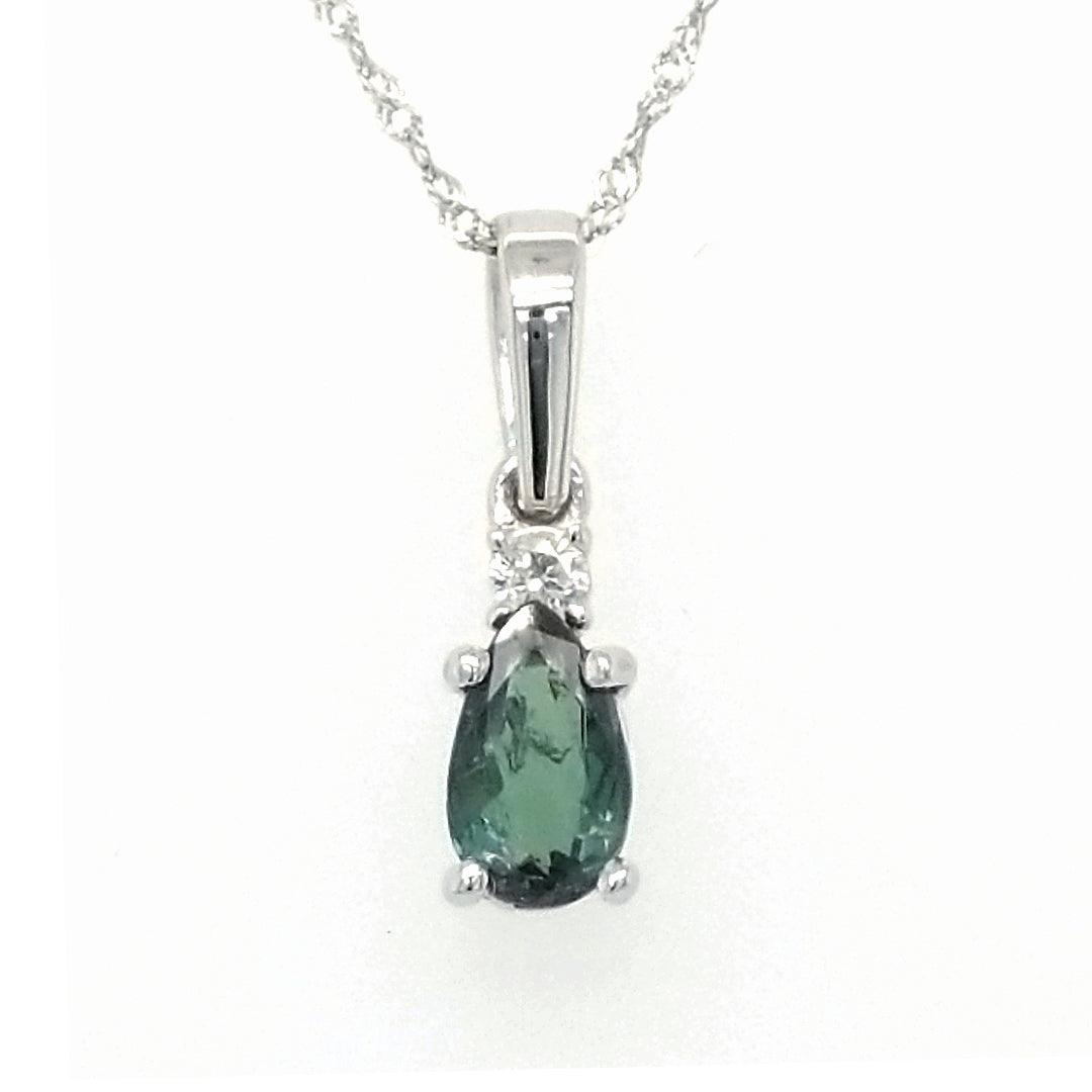 "The Vacil" Natural Alexandrite and Diamond Pendant in 14kt Yellow Gold - The Rutile Ltd